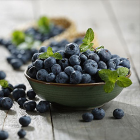 蓝莓的功效与作用！蓝莓怎么吃，蓝莓怎么洗？蓝莓的做法