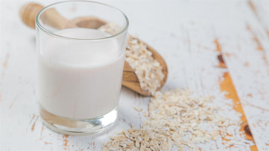 燕麦加牛奶好健康？营养师：阻碍钙吸收