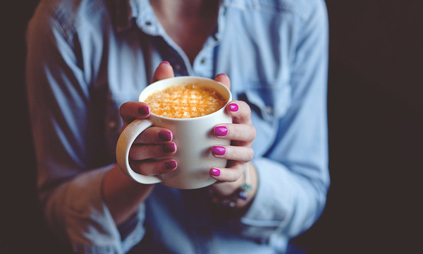 冬天喝热咖啡手脚会更冷！医揭原因...教你加4种食材就能变暖