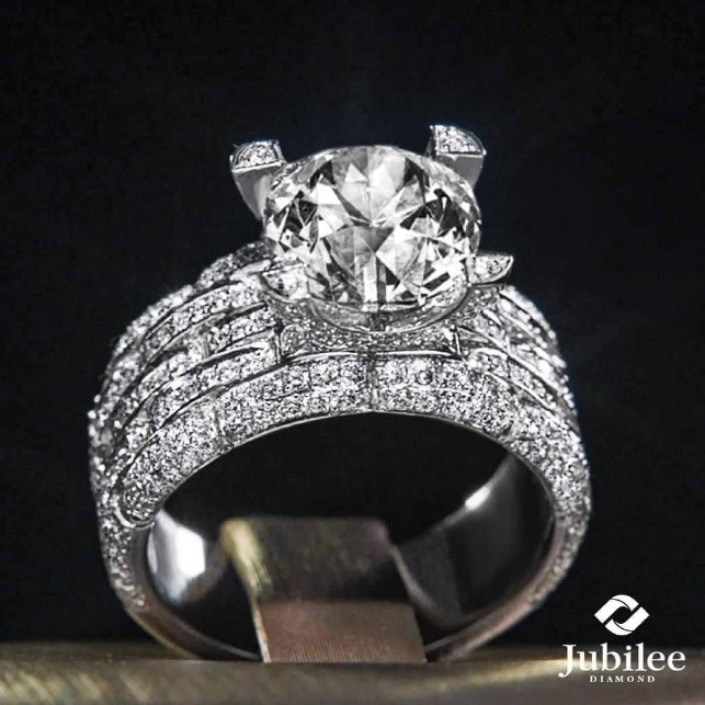 Jubilee：传承九十五载，以钻石凝聚中泰情